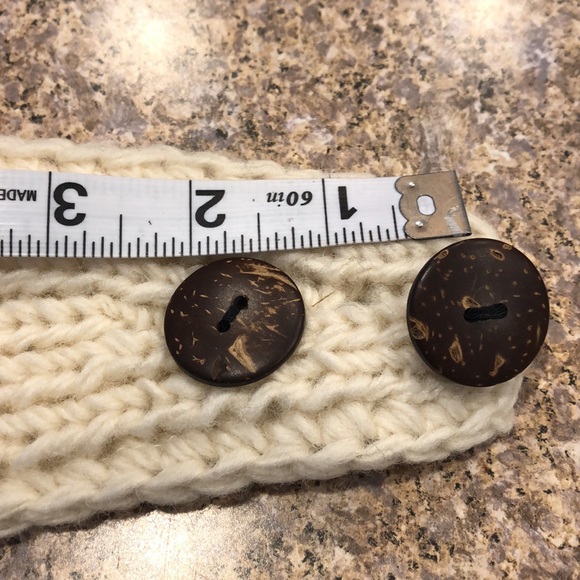 SIJJL Wool and Fleece Lined Cream Headwear Headwrap Floral/Flower - Picture 15 of 16